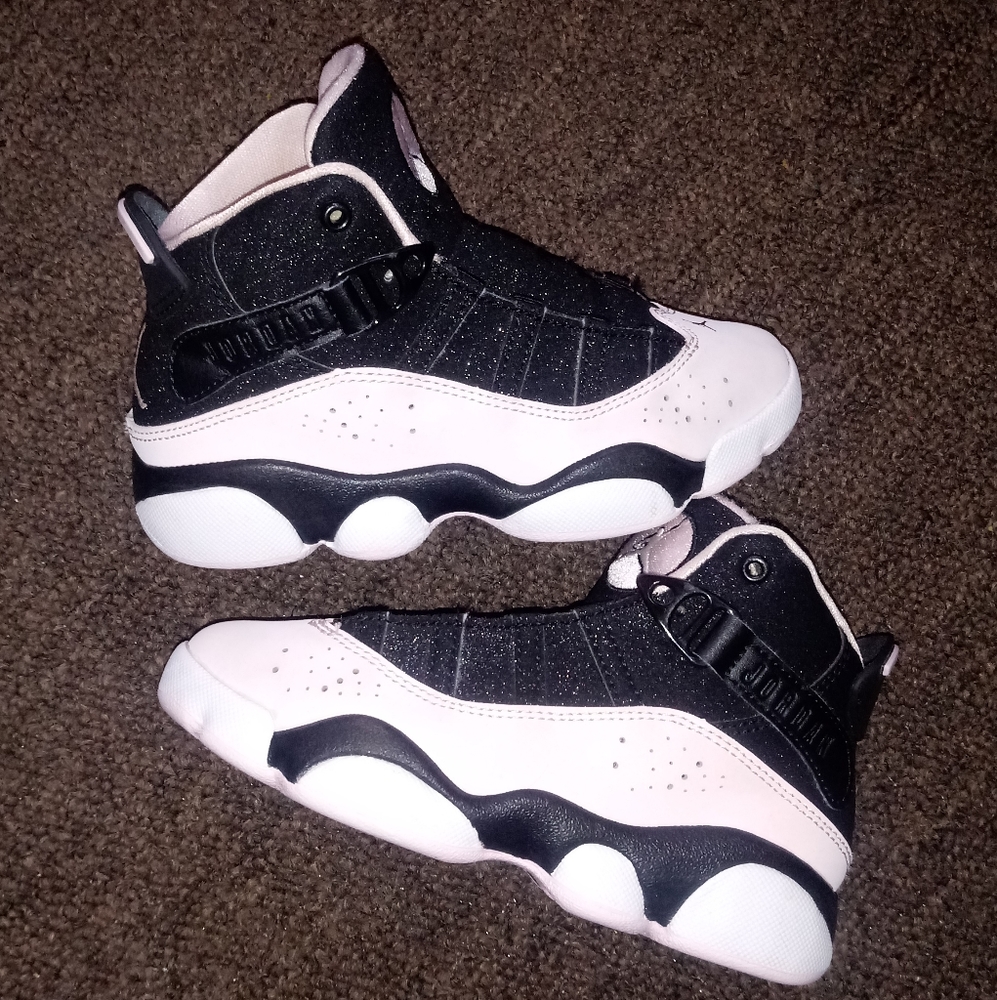 Air Jordan 6 rings